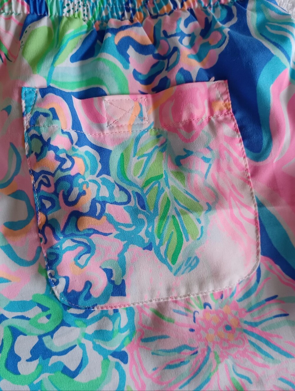 Lilly Pulitzer Ocean Trail Athletic Shorts - Peony For Your Thoughts, Size XS - Picture 8 of 13